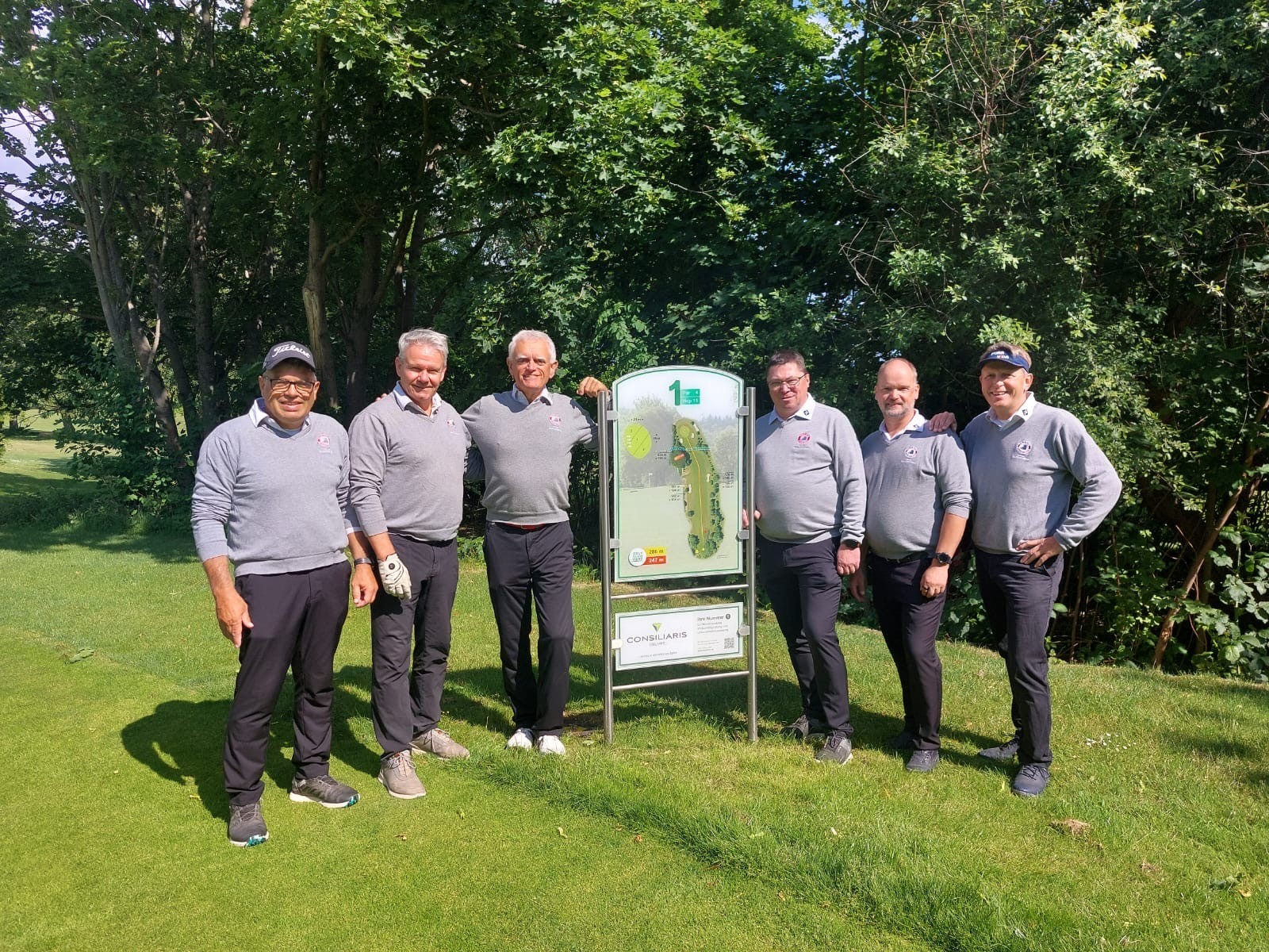 AK50-III siegt 5:1 - Tabellenführung