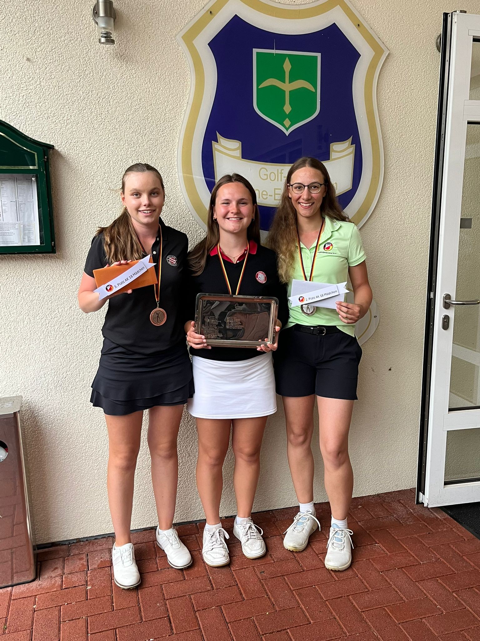 Super Erfolg: Anika Thomas ist Landesmeisterin der AK 18 Mädchen von Niedersachsen - Bremen