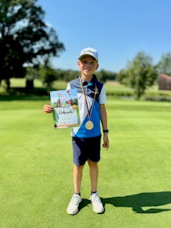 Unser jugendliches Mitglied Julius Merkel gewinnt KidsCom Turnier